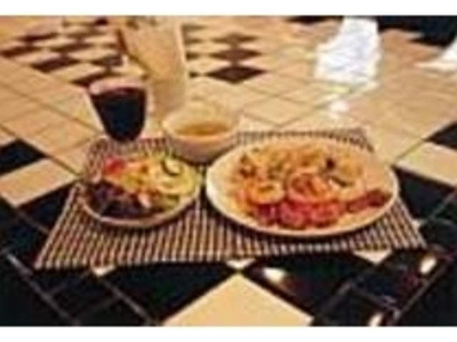 日替りランチとグラスワインのセット_CAFE FLEUR