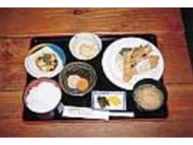 味もボリュームも満点の『日替わり定食』_お食事処ちゅうおう