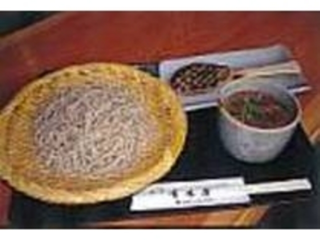人気のそばは売り切れ次第終了、お早めに_うどん・蕎麦 青木屋