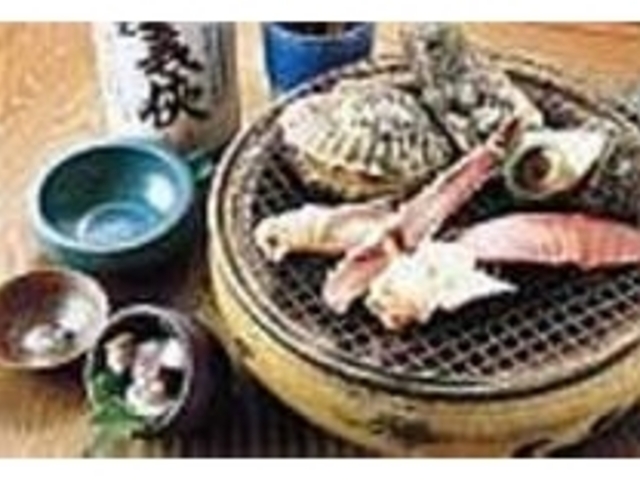 新鮮な魚介類を美味しく味わうなら炭火焼き_かんてきや火土火土