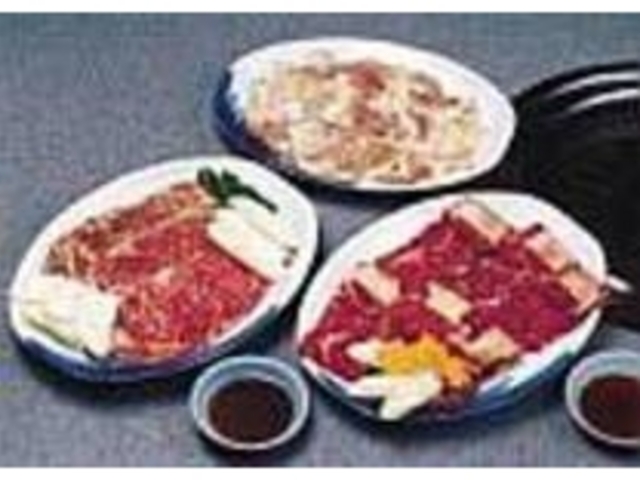 味噌ダレのホルモンはグルメ垂涎の的_トラジ本店