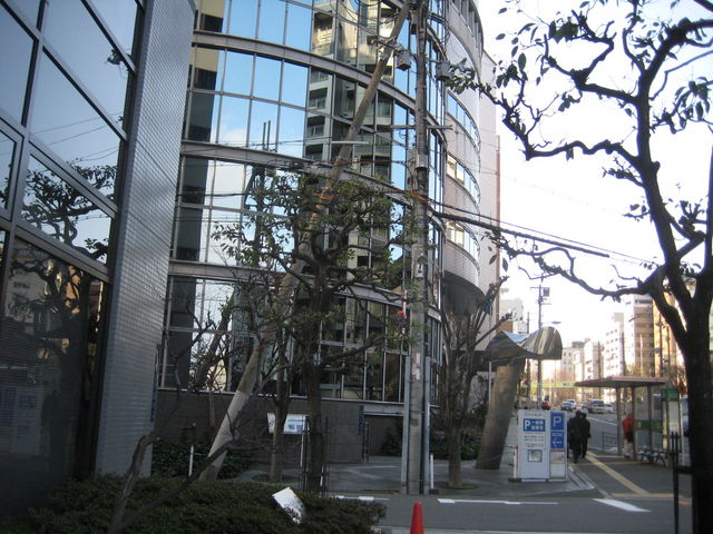 大阪府立男女共同参画・青少年センター(ドーンセンター)