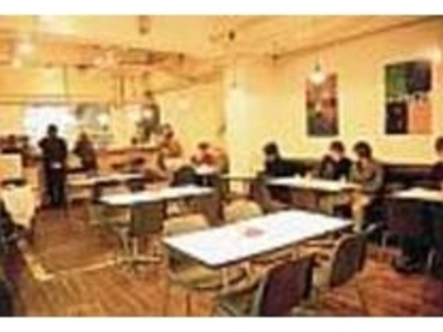 クラブ帰りのブレイクに立ち寄ってもOK_Cafe Continue