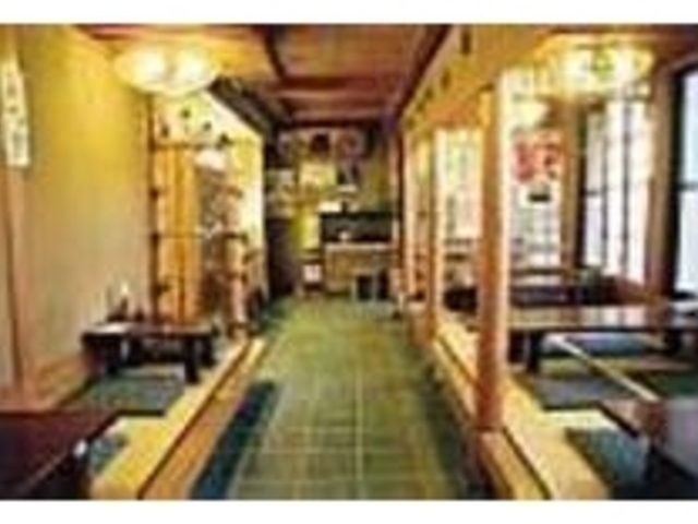 昔ながらの趣が残る落ち着いた雰囲気_磯料理・割烹 天乃家