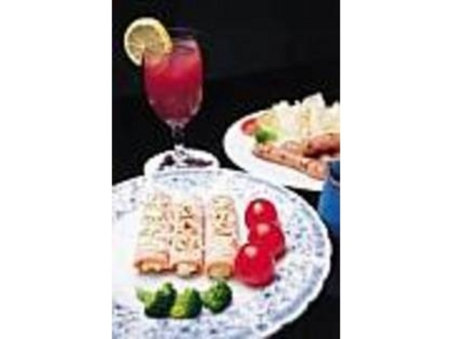 アラカルトが充実した料理メニュー_BRONX