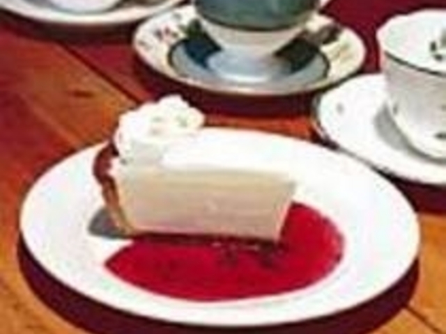 マスター手作りのレアケーキはあっさり味_珈琲の樹