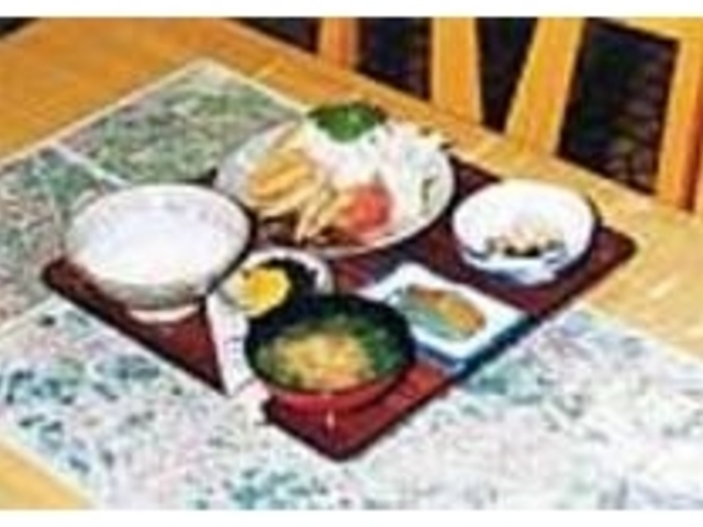 釣りやスケートなどをした後に最高の定食_甲子亭
