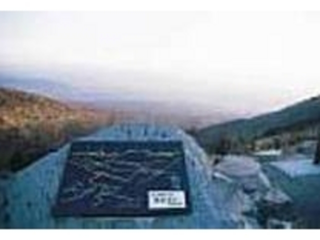 浅間山頂にも手が届きそうなほどの標高だ_車坂峠
