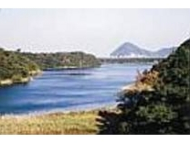展望台からは貝池・なまこ池共に眺められる_貝池・なまこ池