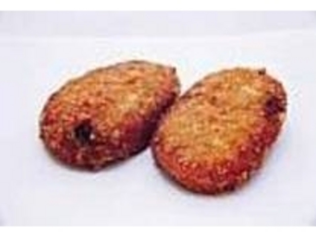カラッと揚がったアツアツの地鶏コロッケ_河原精肉店