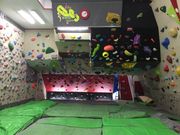 CITY ROCK GYM 大阪店の写真2