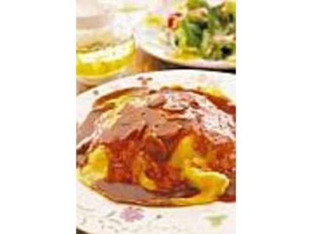 デミグラスソースの『オムライス』_オリーブ