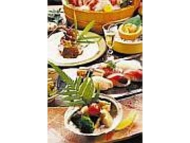 豪華なコースで贅沢な時間を(2名から)_招月亭