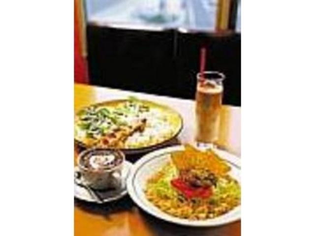 1番人気の定番『タコライスSET』_OPPA-LA