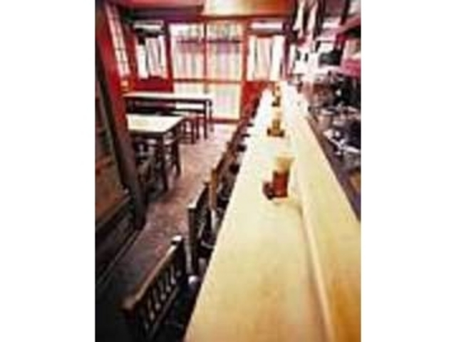 居酒屋風の気さくな店構えで夜は焼鳥なども_ひょうたん屋