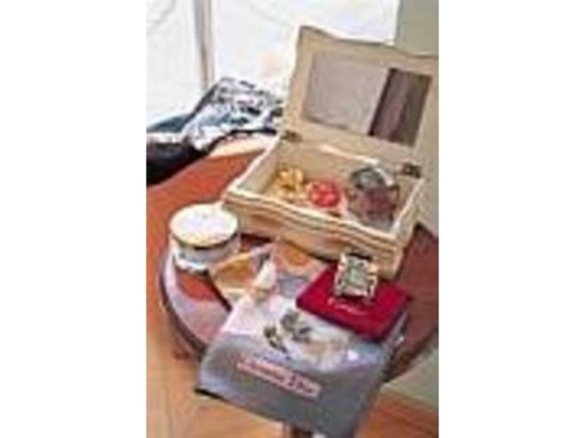ヨーロッパのアンティーク小物は人気商品_ambiance TAKAMATSU