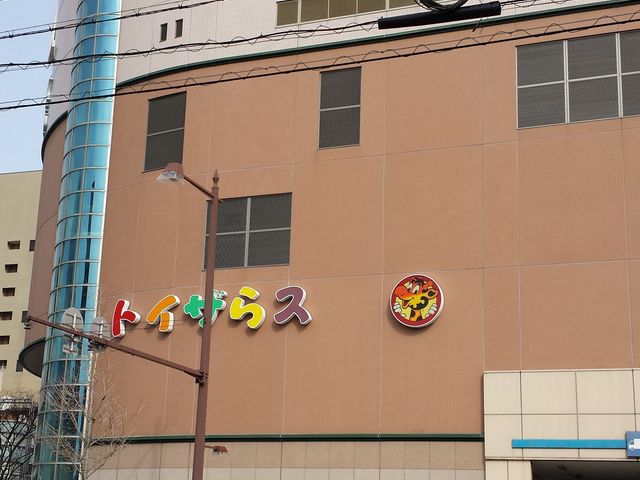 浜松最大級のショッピングモール_ザザシティ ハママツ