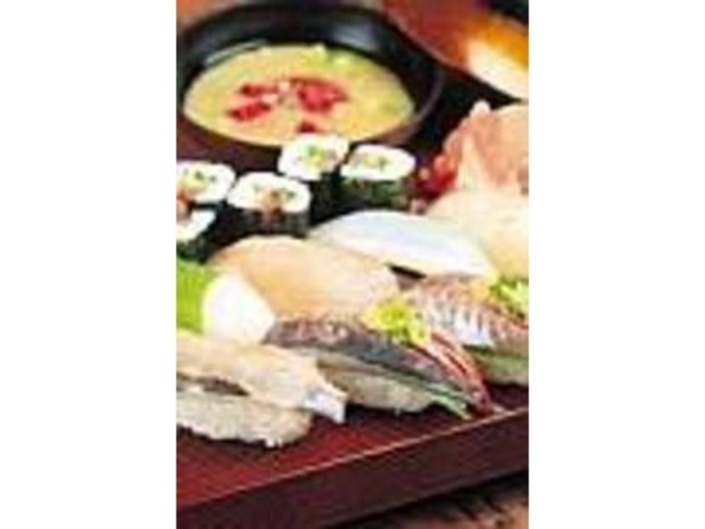 特別にブレンドした米を使った『地魚寿司』_松寿司