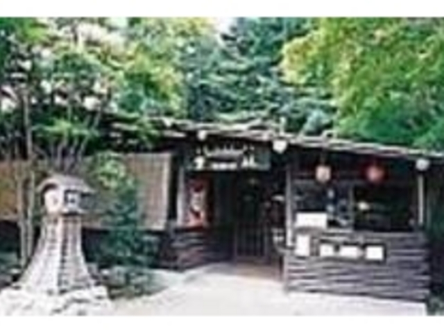 軽井沢らしいコテージ風の母屋で味わう_栄林