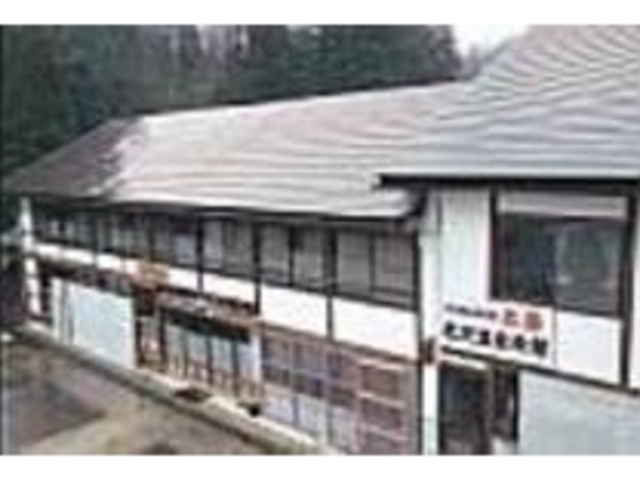 柳津の静かな山あいに位置する温泉郷の旅館_老沢温泉旅館