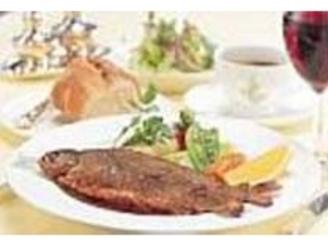 虹鱒のムニエル万平スタイルは老舗の味だ_万平ホテルメインダイニング