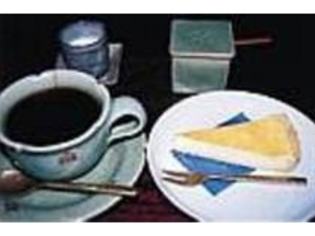 5種類の中から好きなケーキが選べる_自家焙煎珈琲さくらや