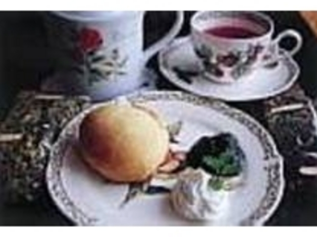 自慢の自家製スコーンをさあ召し上がれ_Cafe&Restaurant GAUDI