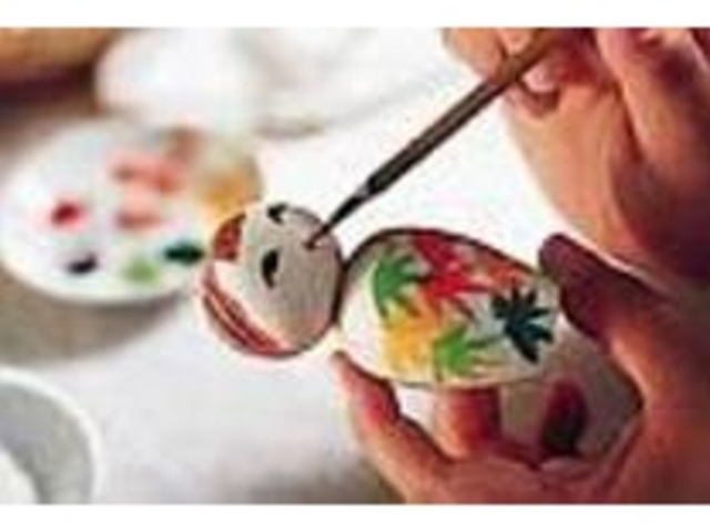 こけしの絵付け体験「らくがきこけし」_へつり工房
