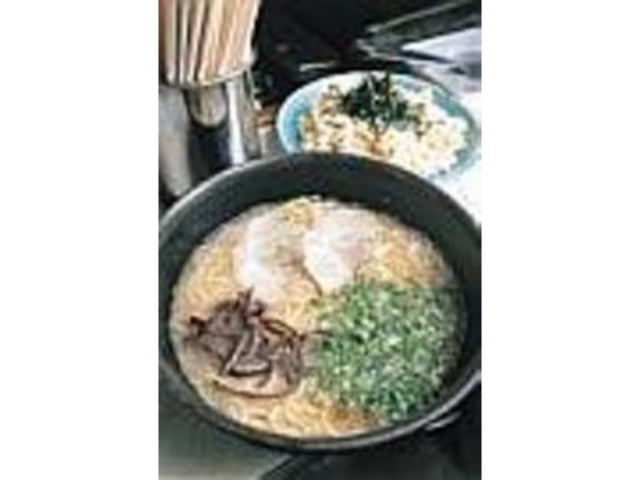福岡に来たらやっぱりラーメンも食べたい_屋台 たかちゃん