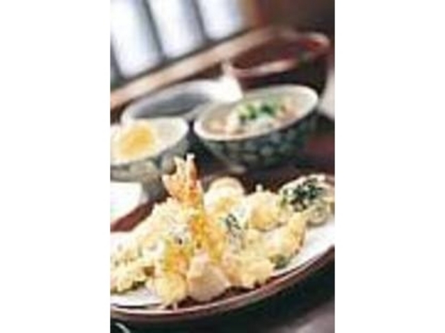 サクサクの天ぷらやおかわり自由の玄米ご飯_滋味求真 常盤
