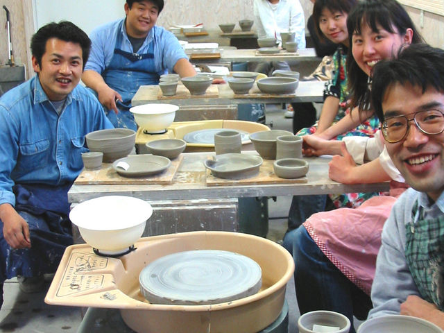 充実の電動ロクロ_くれさかの森陶芸工房