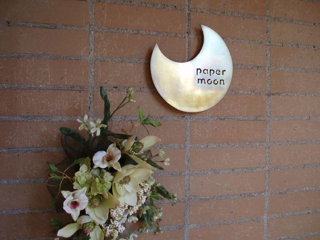 月の看板でお迎えします_手作りライト教室 PaperMoon