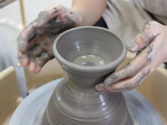 自由に好きな形をつくれますよ!_アバーン陶芸教室