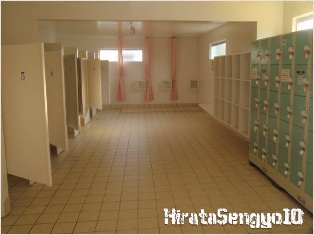 現地集合ですが、冬でも暖かい温水シャワー完備_沖縄ダイビング平田潜漁店