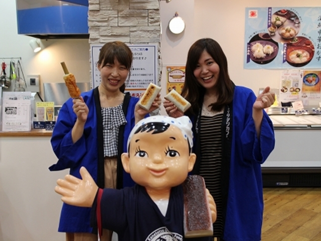 作品は作り終わってから、約30分後お渡しです。できたての作品を持って、はっぴを着て、記念撮影も♪_てっちゃん工房