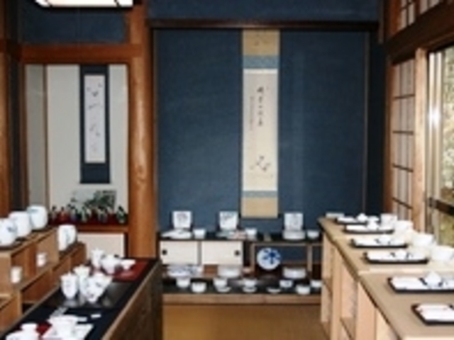 作品400点以上を展示販売_赤絵白磁硯処 雪月花