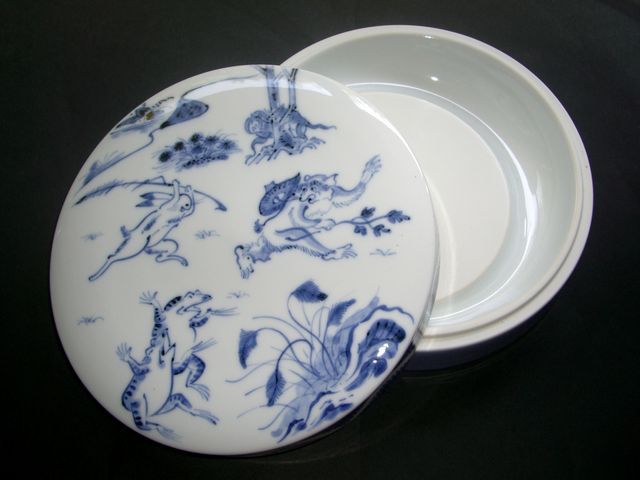 鳥獣戯画文日月硯_赤絵白磁硯処 雪月花