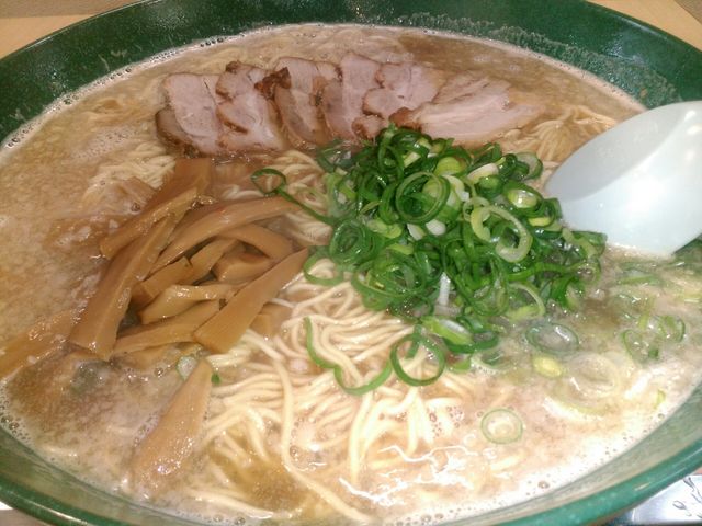 笑う門には麺来たる