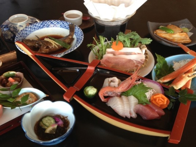 会席料理の一例_内海温泉 いち豆