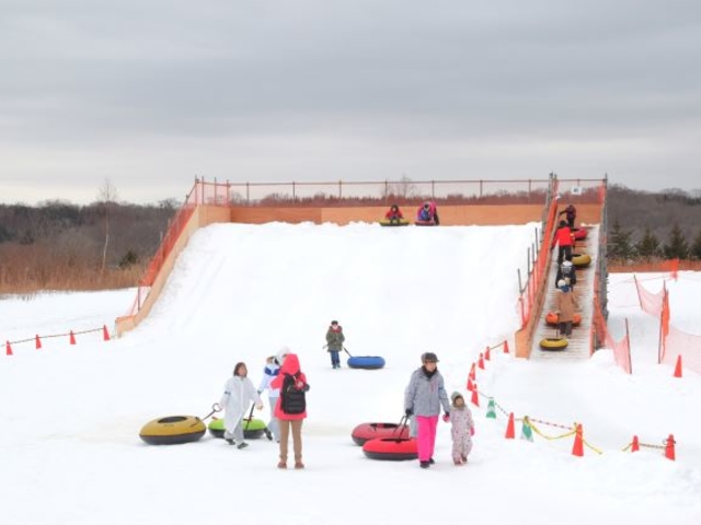チューブ滑り_ノース・スノーランドイン千歳