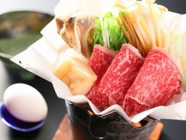 メインは上州牛のすき焼き。(変更の場合あり)_旅館たにがわ