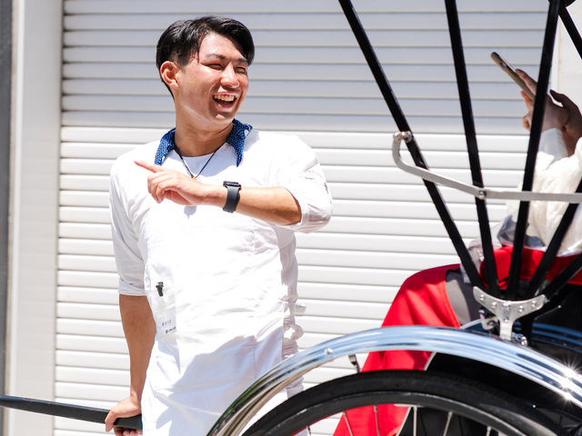 浅草と言えば人力車!!_くるま屋