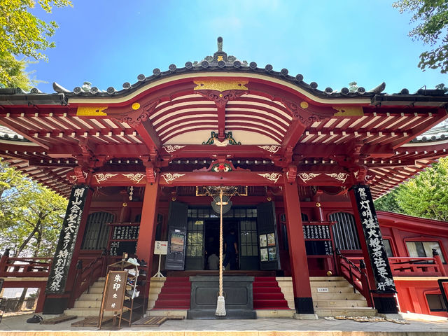 浅草の七福神の一つ「待乳山聖天」。人力車だからこそ行くことのできるスポットです。_くるま屋