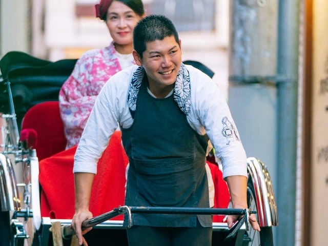 浅草へお来たらくるま屋の人力車!!!_くるま屋