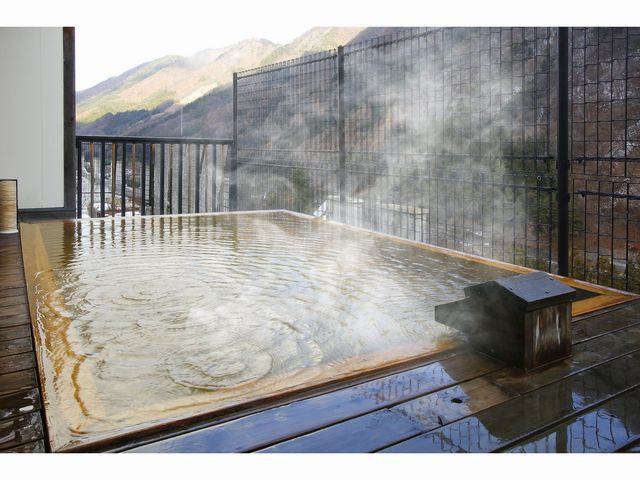 5階貸切展望露天風呂「月まちの湯」_老神温泉観山荘