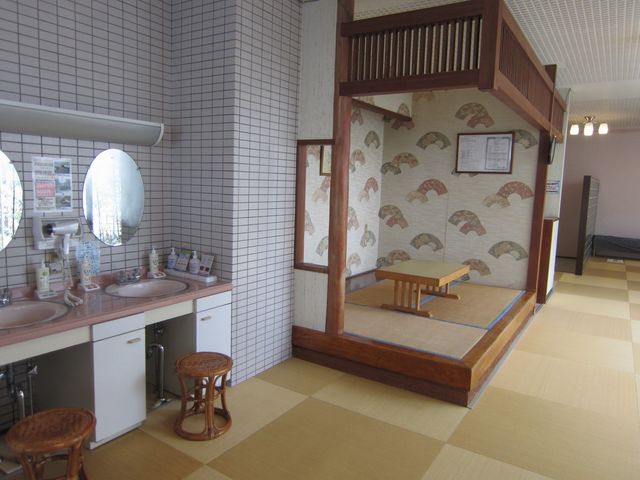 1階女性脱衣場_老神温泉観山荘
