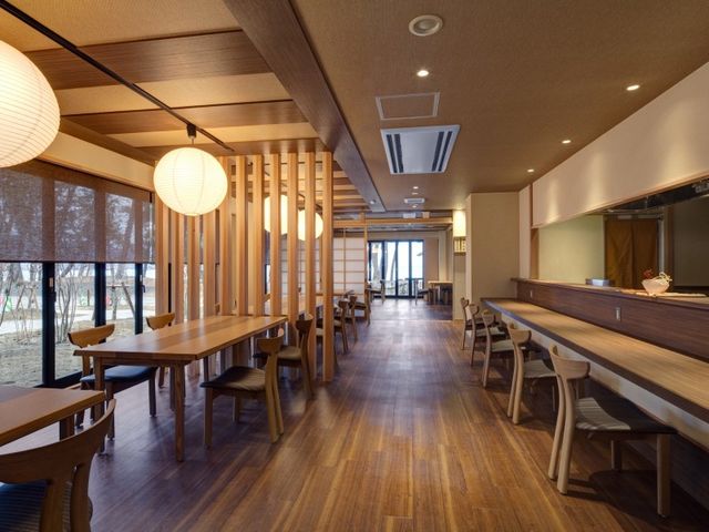 【お食事処・松の根亭】旬の食材を揃えてお待ちしております_浜べの料理宿宝来館