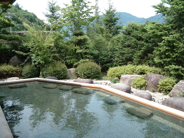 四美谷露天風呂_飛騨川温泉 しみずの湯