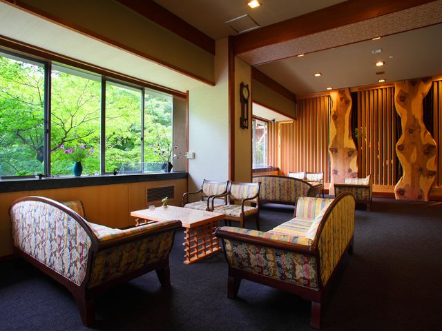 2階ロビー_旅館寿亭