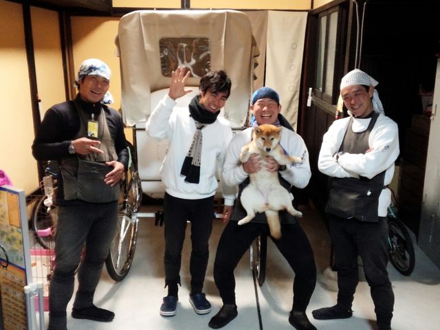 ゆかいな仲間たちがお待ちしております_人力車えびす屋関門